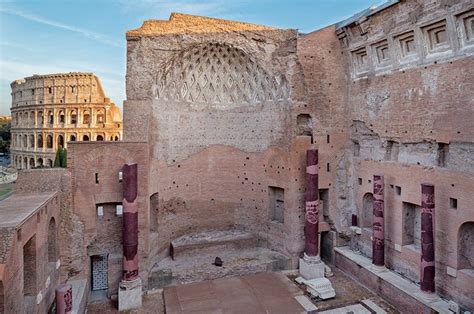 fendi sfilata tempio di venere a roma|Restaurato il Tempio di Venere e Roma .